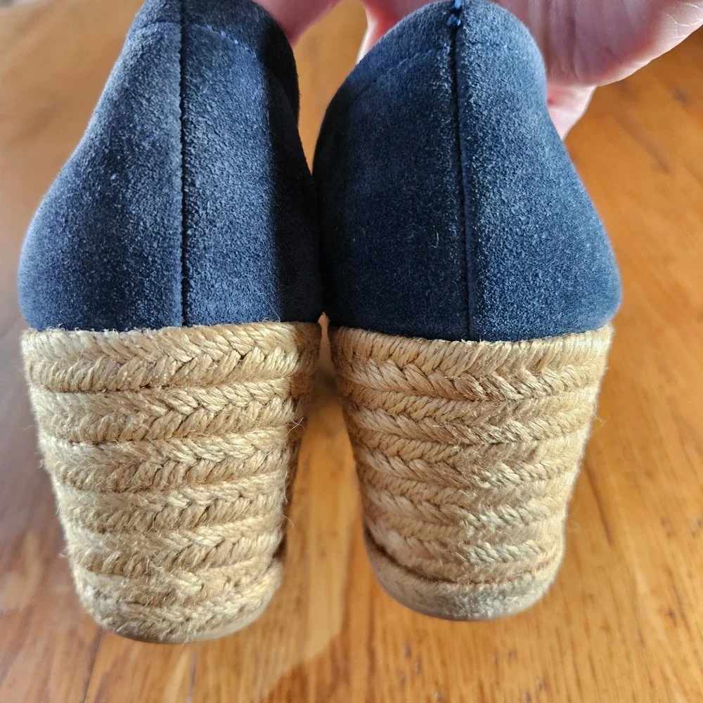 Jack Rogers Palmer Suede Espadrille Wedge‎ Sandals Blue Gold Trim Size 7.5M